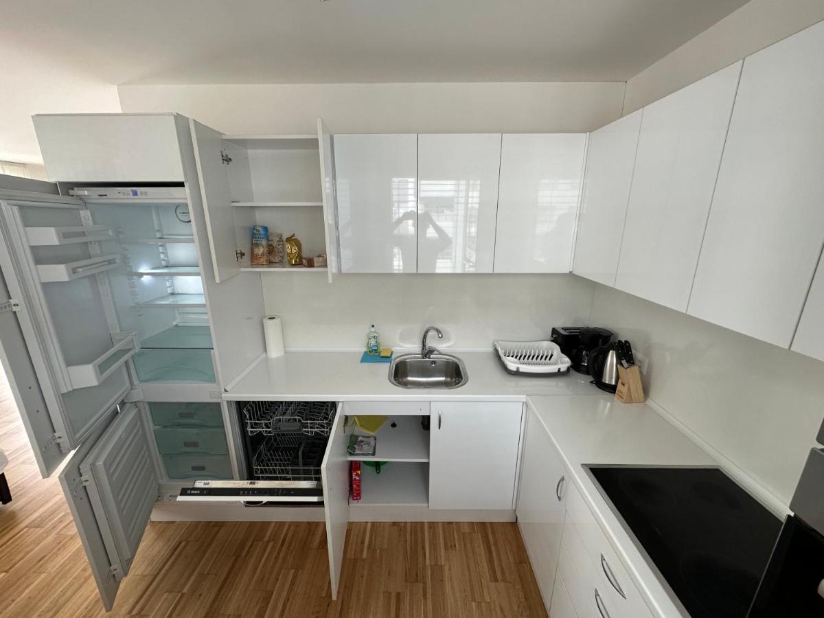 Hauptbahnhof Ferienwohnung Am Park Вена Экстерьер фото