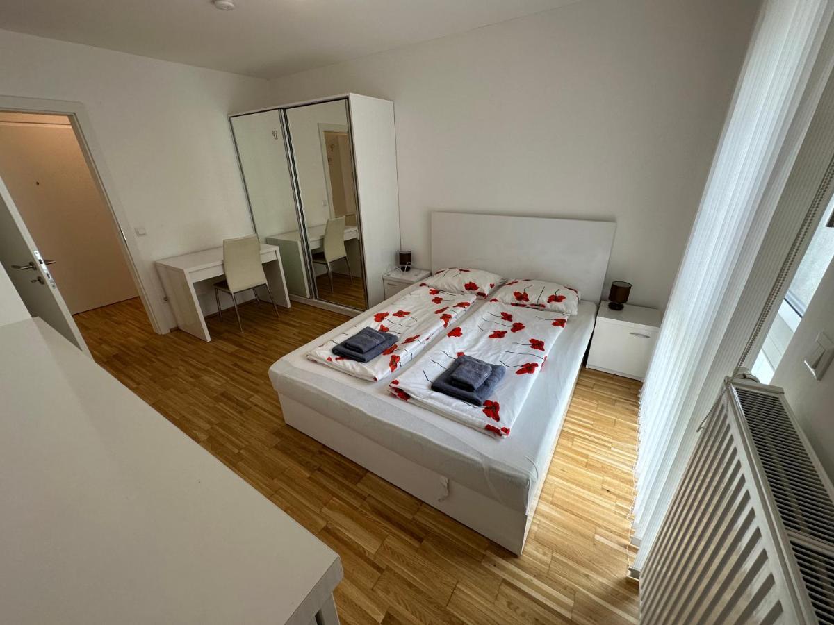 Hauptbahnhof Ferienwohnung Am Park Вена Экстерьер фото